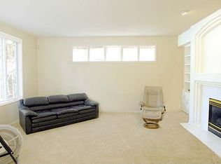 21738 NE 201st Ct, Woodinville, WA 98077