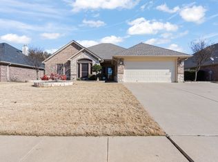 704 Snapper Dr, Burleson, TX 76028