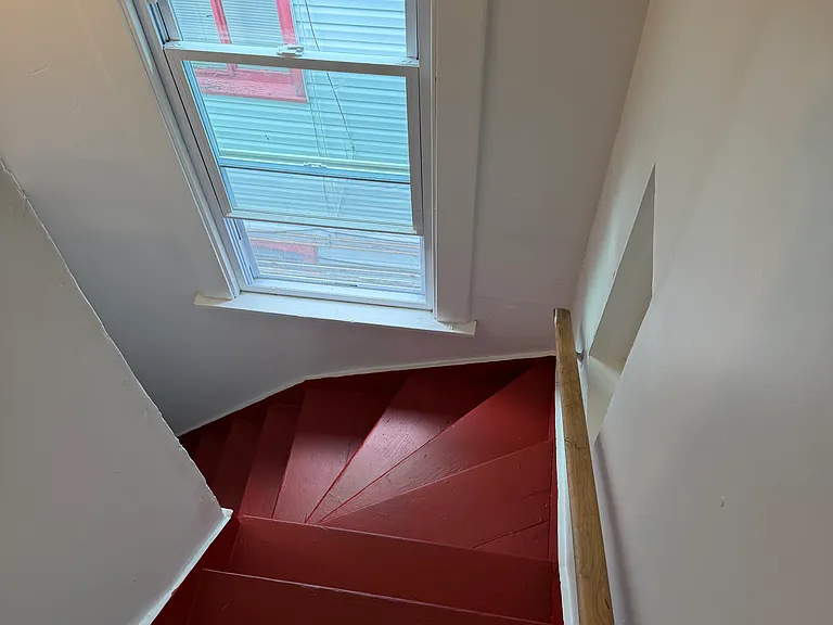 844 Northland Ave — Photo 4