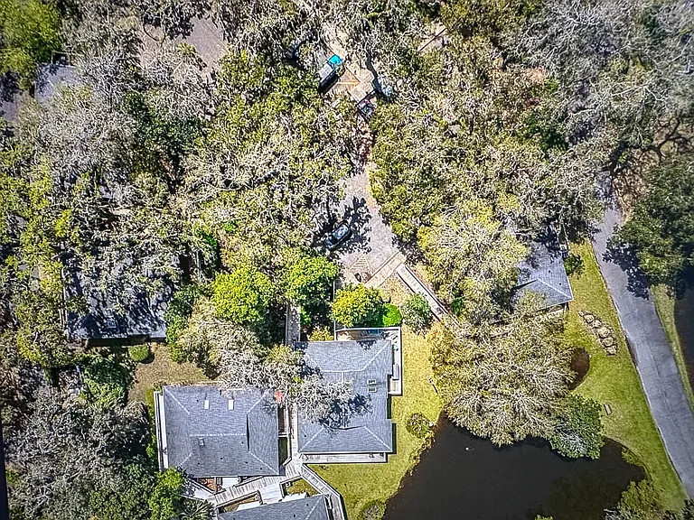 614 Executive Golf Villas — Photo 18