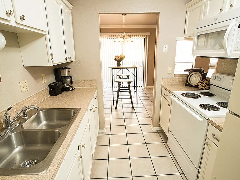Preservation Hill Condominiums — Photo 6