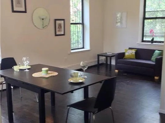 Rented by Evergreen Apartments BK | media 13