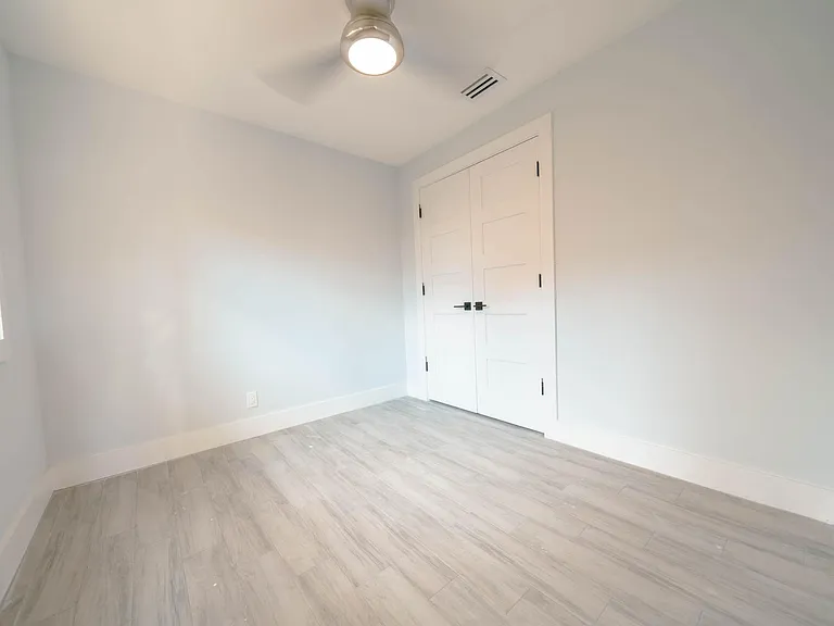 218 Seagate Ave #A — Photo 4