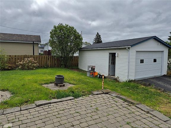 3rd image of 115 46th Ave