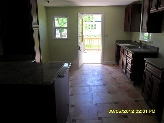 2nd image of 23 W Clay St