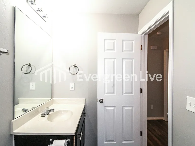 1870 Bliss Cir — Photo 14