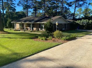 3102 Ridgewood Dr, Dothan, AL 36303