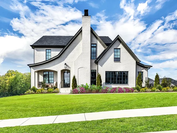 4805 Woodrow Pl, Arrington, TN 37014