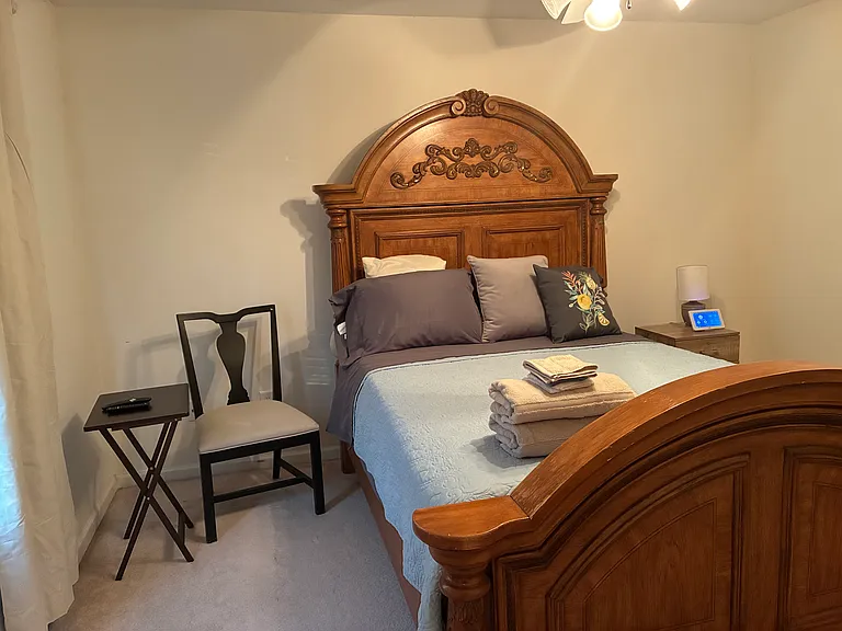 916 Savin Lndg — Photo 12