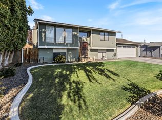 1606 S 74th Ave, Yakima, WA