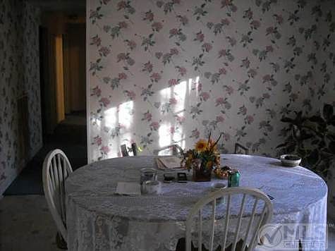 4th image of 1004 Dogwood Dr