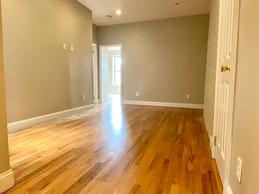 Rented by Corcoran | media 25