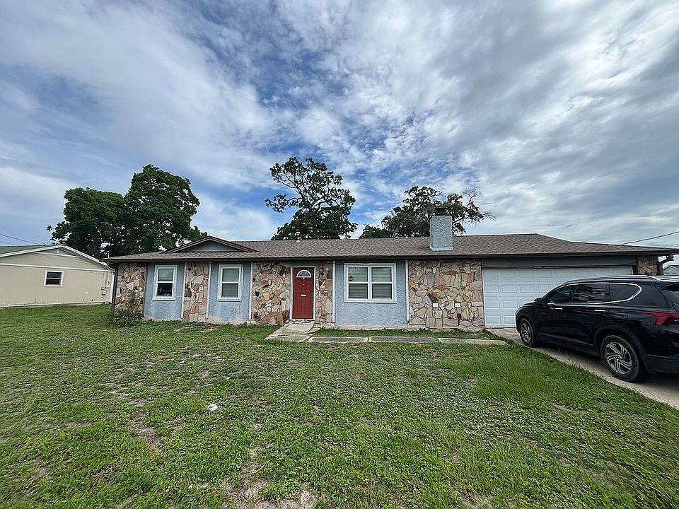 1st image of 804 Venetian Way