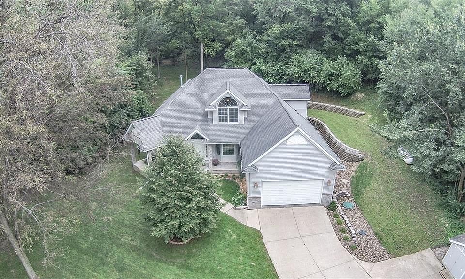 1st image of 2789 Holly Ct NW