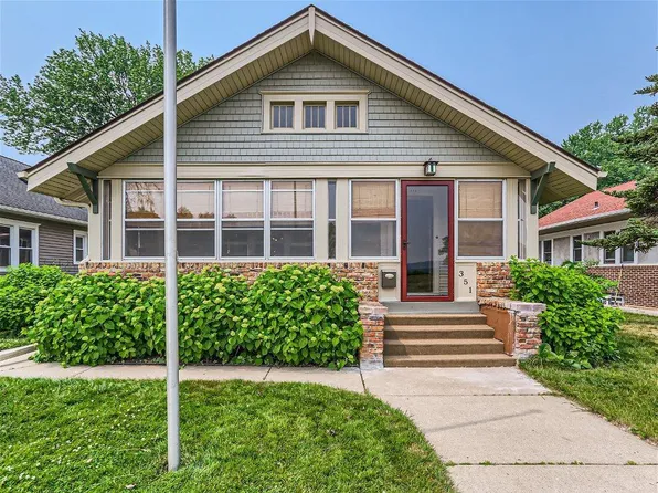 351 Grand Ave W, South Saint Paul, MN 55075