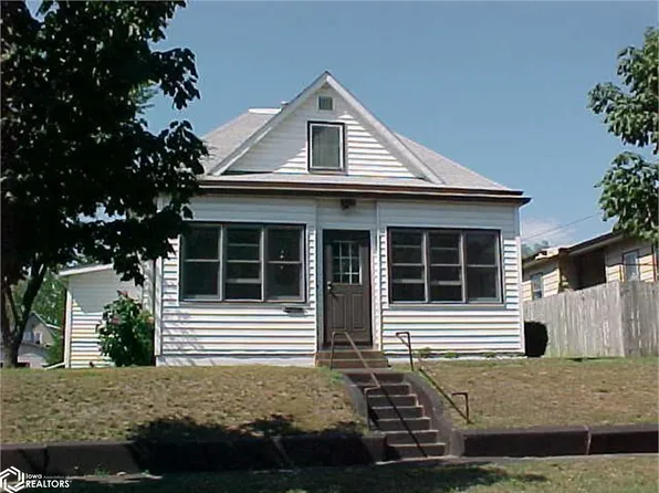 1731 Avenue J, Fort Madison, IA 52627