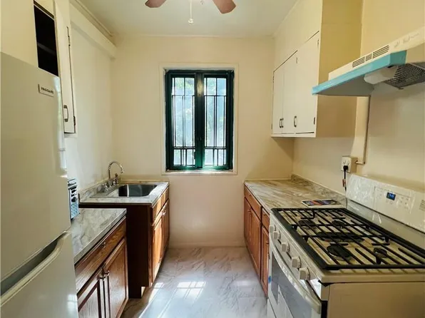 1946 E Tremont Avenue #4E, Bronx, NY 10462