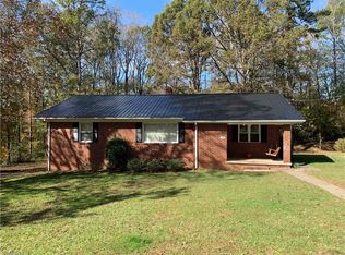153 Holly St, Franklinville, NC 27248