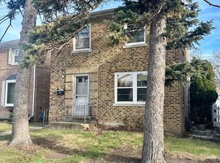 7845 E Prairie Rd, Skokie, IL 60076