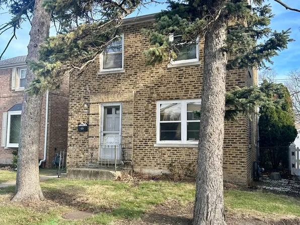 7845 E Prairie Rd, Skokie, IL 60076