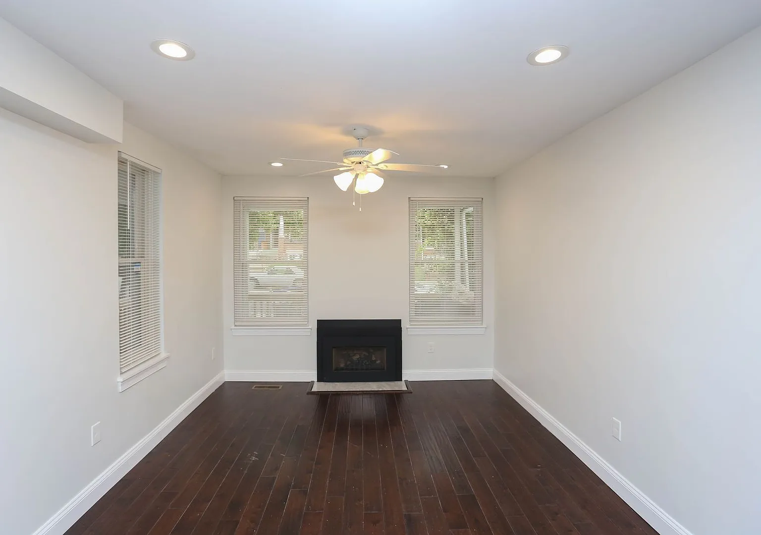 3BR, 2.5BA Detached Single Family Home in the Heart of Waverly — Photo 4