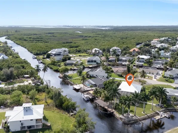 6106 Plumosa Ave, Fort Myers, FL 33908