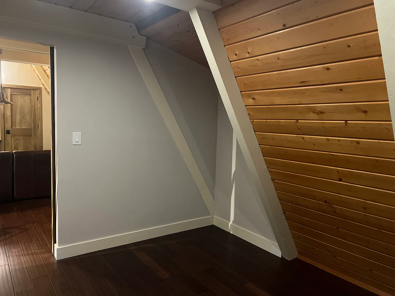 2 bed, 1100 sqft, $3,300 — Photo 2