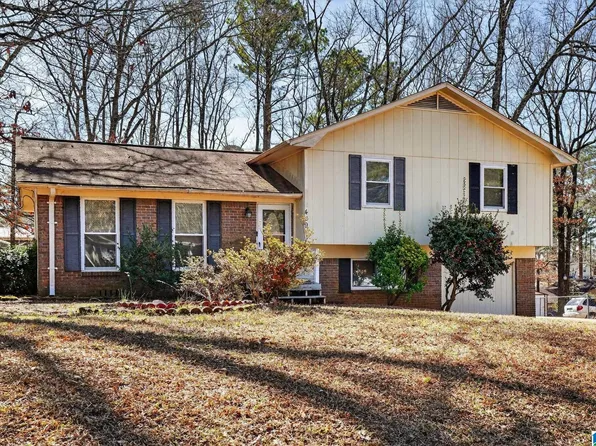429 Woodland Ct NE, Birmingham, AL 35215