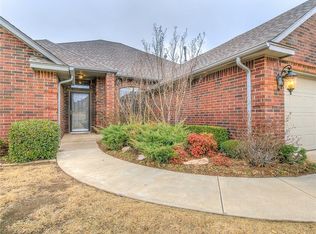 10517 S Linn Ave, Oklahoma City, OK 73170