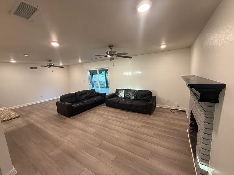 191 Goodrich Dr — Photo 9