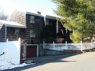 425 Platt St, Bridgeport, CT 06606