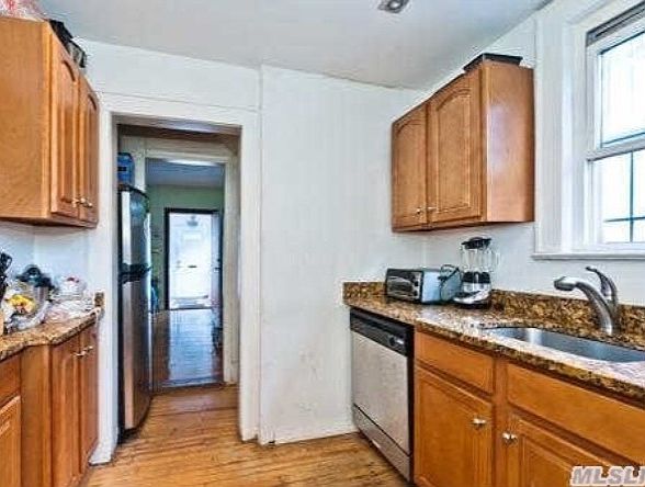 1st image of 230A Seaman Ave