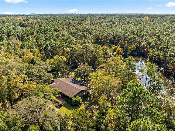 2nd image of 32771 Antietam Rd