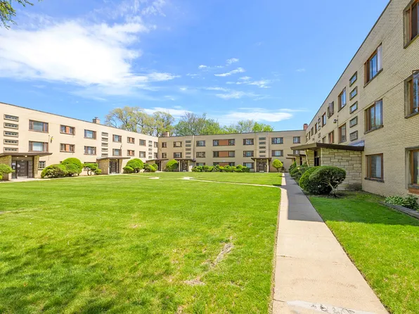 10539-10555 S Hale Ave