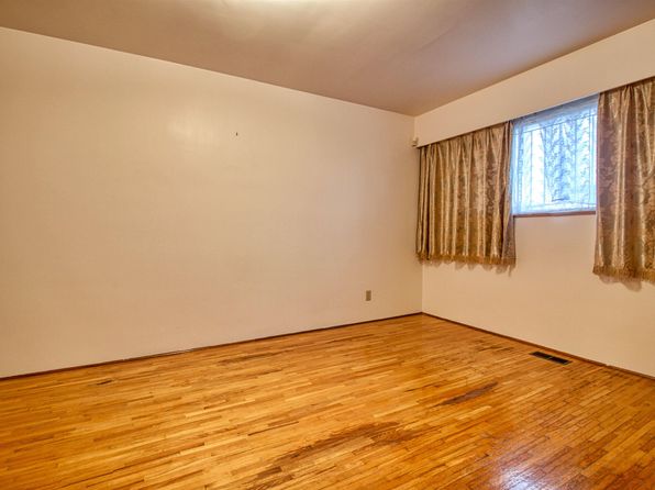 2 bedroom rental in Vancouver — photo 11