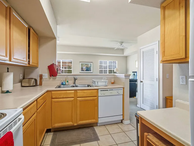 1000 Villagio Cir #201 — Photo 17