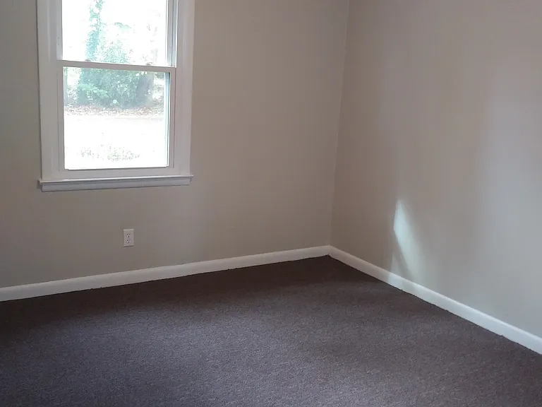 2371 Brackett St SW — Photo 5