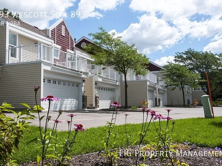 Eagan Gables — Photo 40