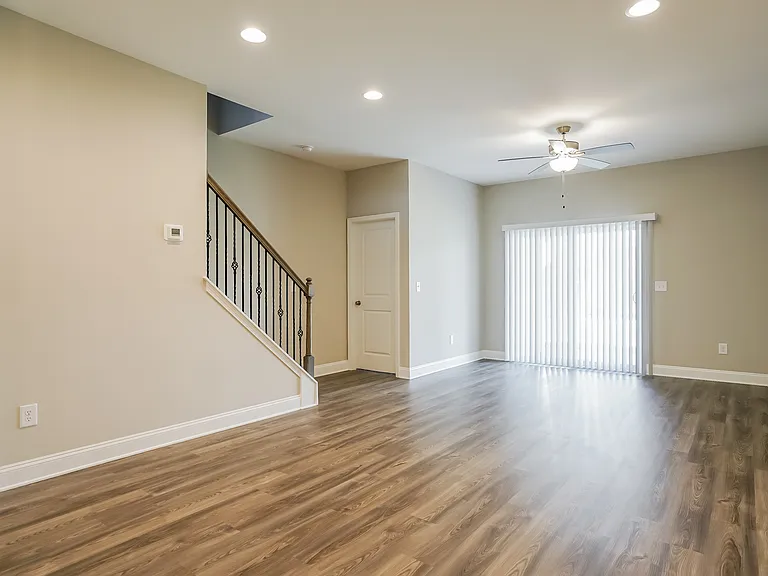 7236 Bellacroft Dr — Photo 8