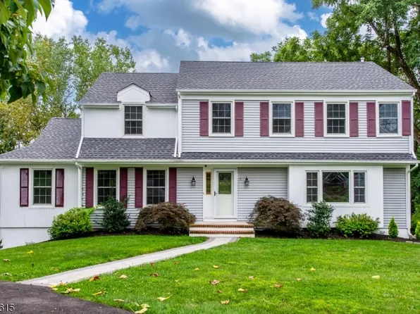 9 OLD COACH RD, Randolph Twp., NJ 07869