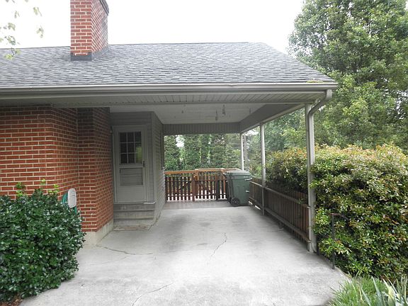 3rd image of 508 Valleydale Ave