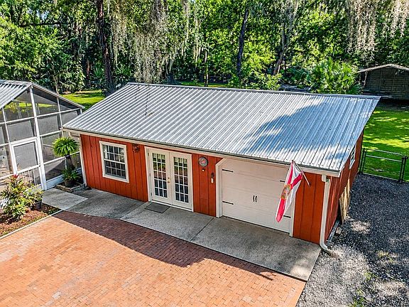 4th image of 625 WILDWOOD DRIVE
