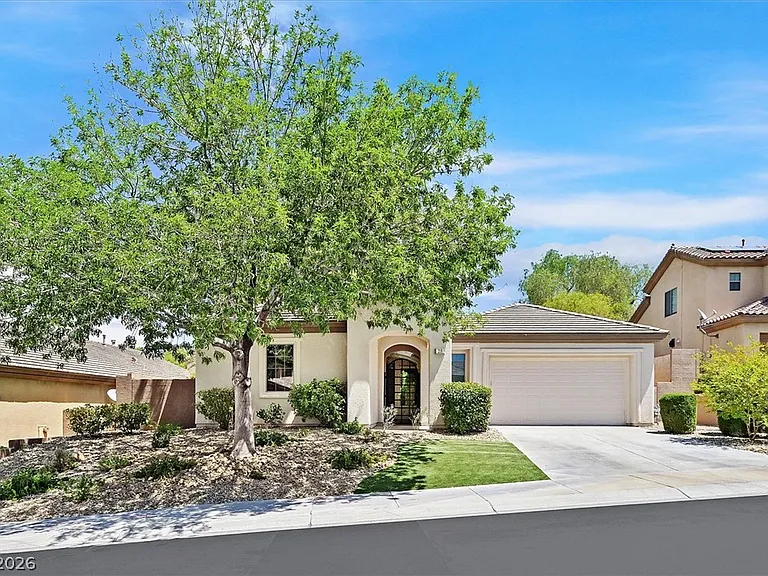 28 Stonemark Dr — Photo 3