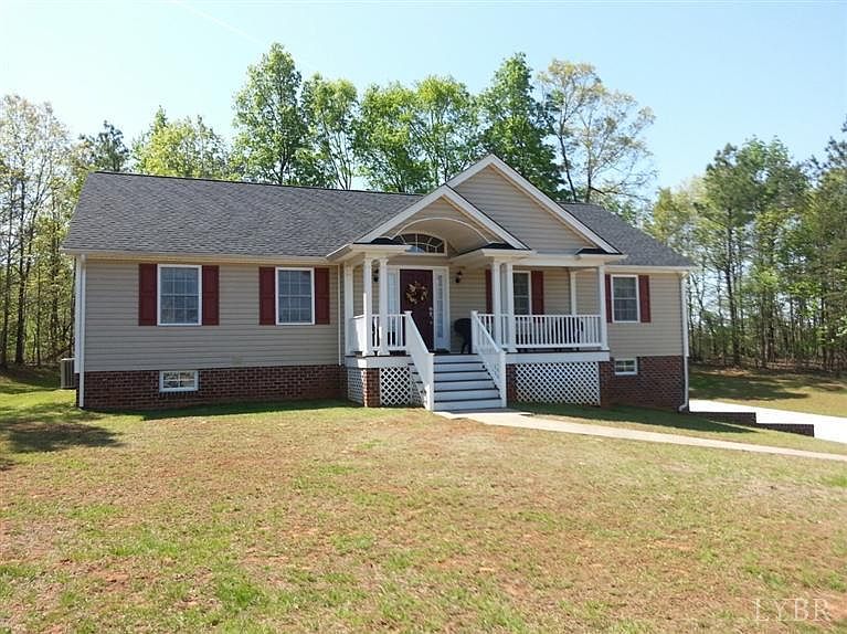 1st image of 169 Cambridge Ct