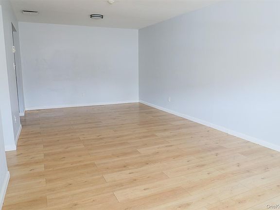 4th image of 1 A Jamestown Court