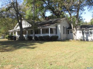 4004 New Castle Rd, Gardendale, AL 35071