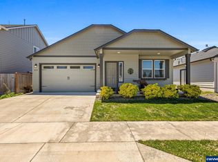 2262 NW Gleanns Way, Lebanon, OR 97355