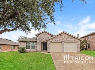 311 Creekwood Trl, Forney, TX 75126