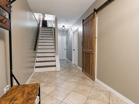 2nd image of 276 Parker Ave