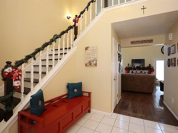 4th image of 1123 Mayweather Ln